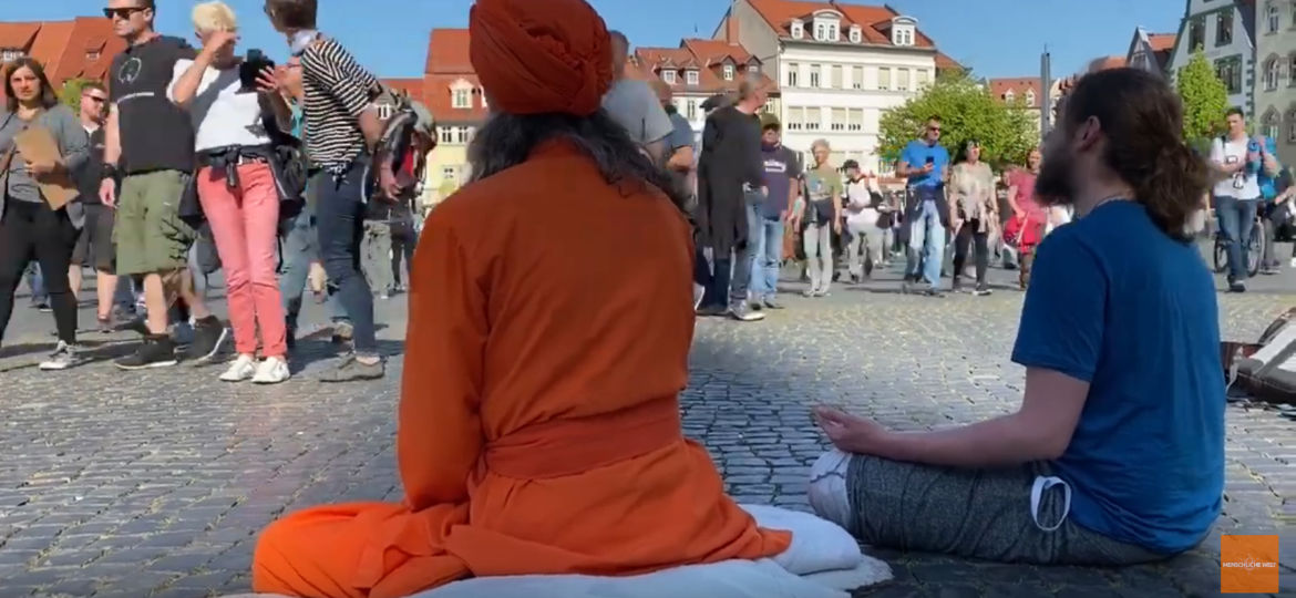 Screenshot_2020-05-22 Demo für die Grundrechte in Erfurt – mit Meditation und Mantra-Singen